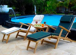 3-teck-chaises-loungers – teak outdoor furniture
